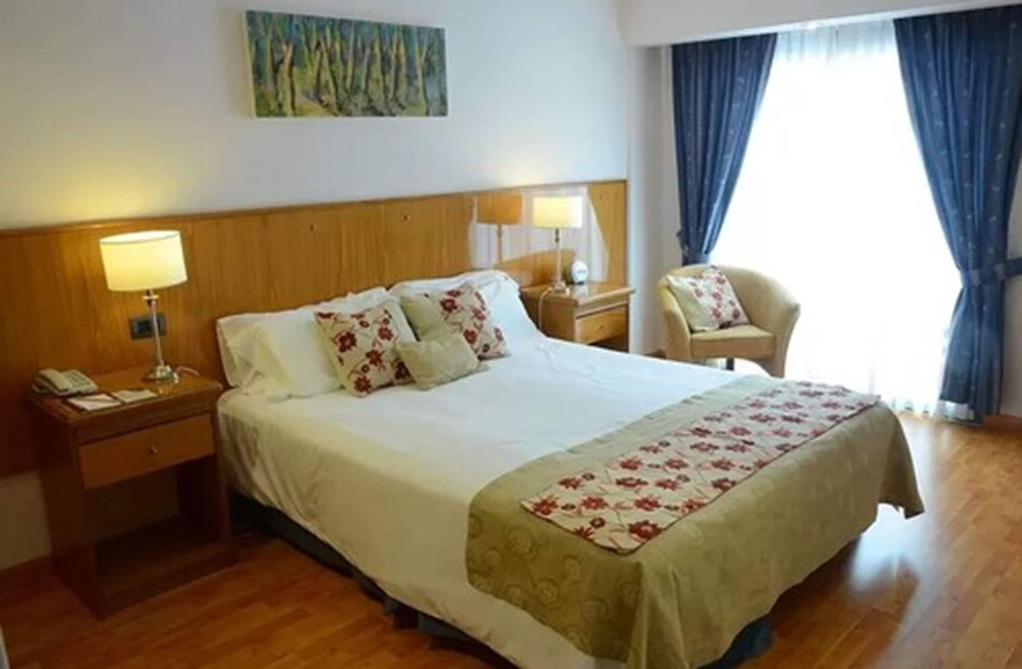 Niken Hotel Spa & Business Center Necochea Luaran gambar
